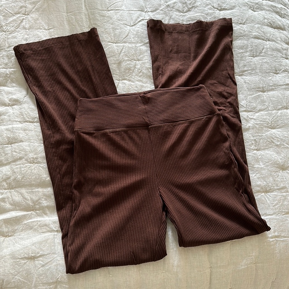 Year of Ours Flare Leggings